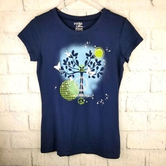 Navy Blue Shirt Sleeve Graphic Tee. Size X… - Picture 1 of 7